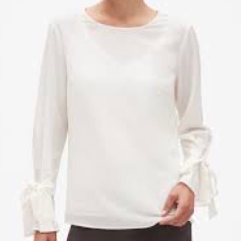 🆕 BANANA REPUBLIC | Blouse with Bow Tie Cuffs